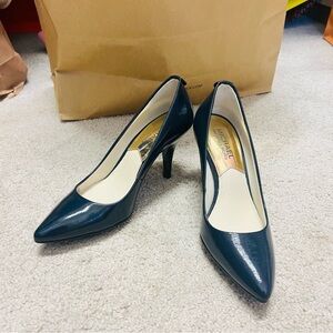 Michael Kors Alina Flex Patent Pumps Brand New